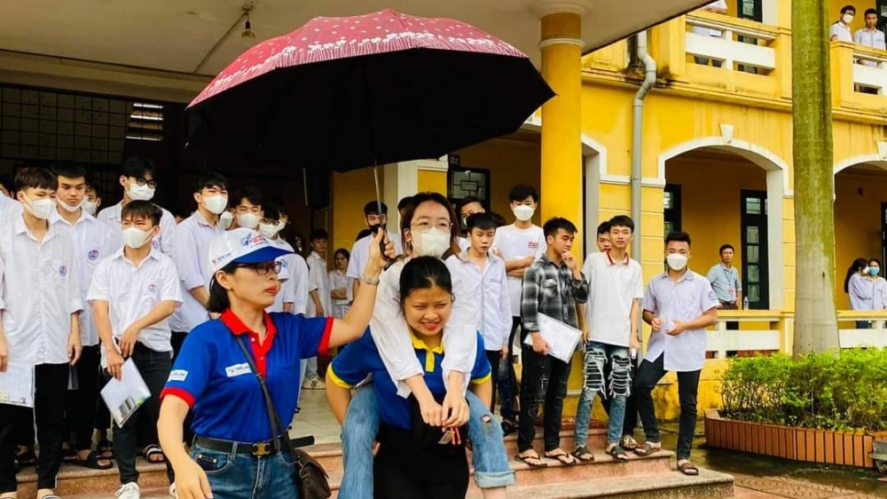 Tuổi trẻ Vĩnh Phúc: Hơn 1.500 tình nguyện viên tham gia "Tiếp sức mùa thi"