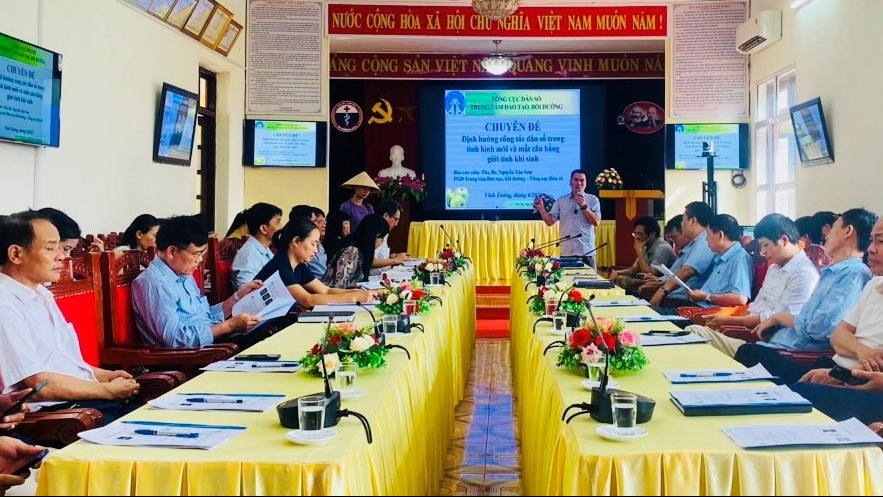 Vĩnh Phúc: Phòng ngừa và giải quyết tình trạng mất cân bằng giới tính khi sinh