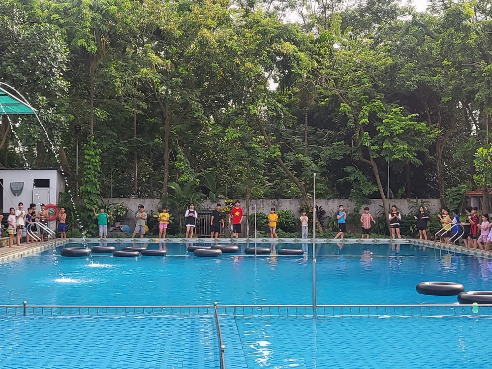 Huyện Vĩnh Tường tổ chức lớp dạy bơi miễn phí cho 60 trẻ em