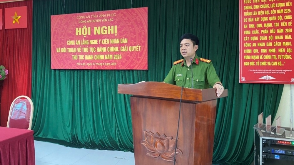 Công an huyện Yên Lạc đối thoại với người dân về giải quyết thủ tục hành chính