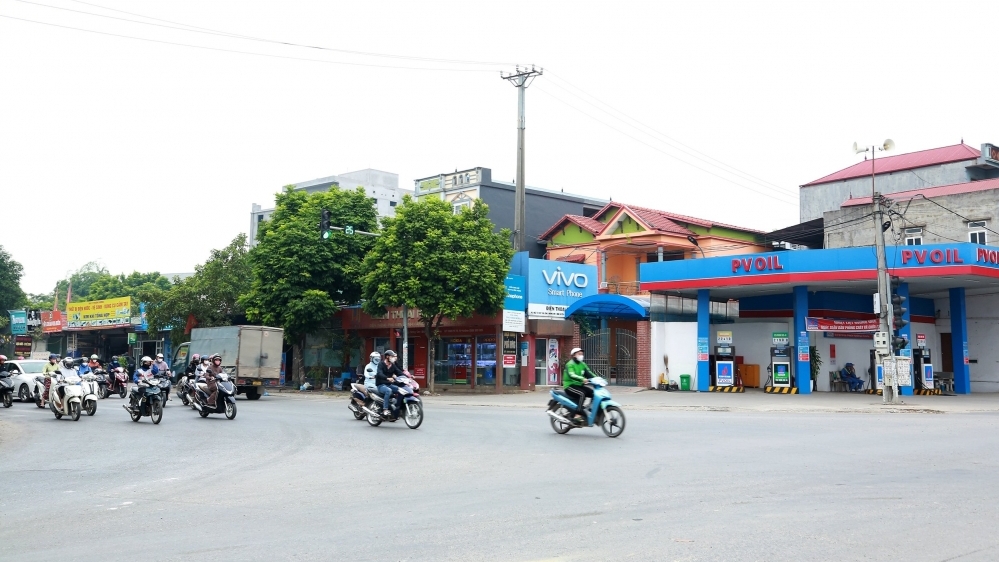 Bài 2: Thay "tấm áo" mới trên quê cách mạng Hương Sơn