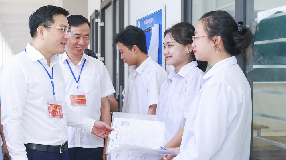 Vĩnh Phúc: Đề thi Văn vừa sức, xoáy sâu vào lối sống của giới trẻ