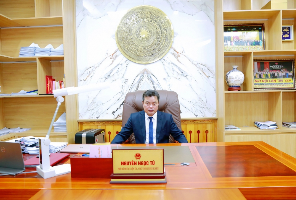 ông Nguyễn Ngọc Tú, Phó Bí thư Huyện ủy, Chủ tịch UBND huyện Yên Lạc