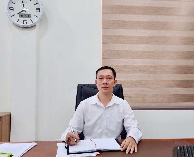 Ông Đỗ Anh Tuấn, Trưởng phòng Kinh tế, Hạ tầng và Đô thị huyện Bình Xuyên. Ông Đỗ Anh Tuấn, Trưởng phòng Kinh tế, Hạ tầng và Đô thị huyện Bình Xuyên.