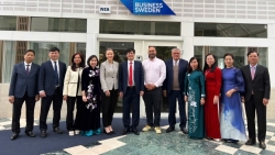 doan cong tac cua tinh vinh phuc tham va lam viec tai thuy dien