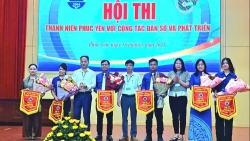 soi noi hoi thi thanh nien phuc yen voi cong tac dan so va phat trien