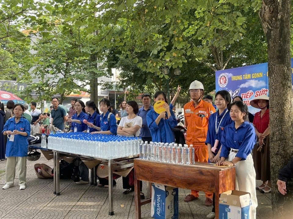 Công ty điện lực Vĩnh Phúc đảm bảo cấp điện phục vụ kỳ thi tốt nghiệp THPT và tuyển sinh đại học năm 2025