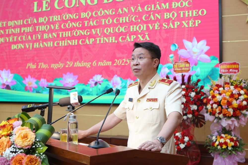 Thiếu tướng Nguyễn Minh Tuấn - Ủy viên BTV Tỉnh ủy, Bí thư Đảng ủy, Giám đốc Công an tỉnh Phú Thọ phát biểu tại buổi lễ.