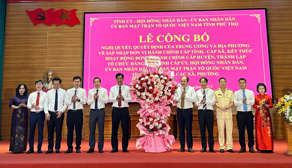 Phú Thọ: Công bố các quyết định thành lập phường Vĩnh Phúc