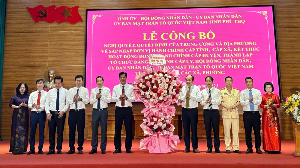 Phú Thọ: Công bố các quyết định thành lập phường Vĩnh Phúc
