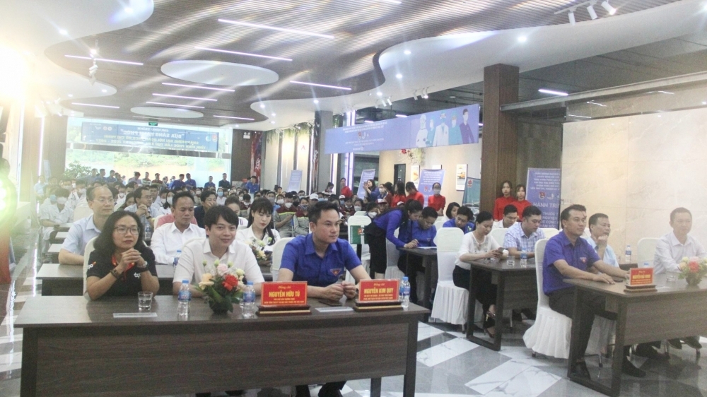 Vĩnh Phúc: Tổ chức Hành trình Thầy thuốc trẻ làm theo lời Bác, tình nguyện vì sức khỏe cộng đồng năm 2022
