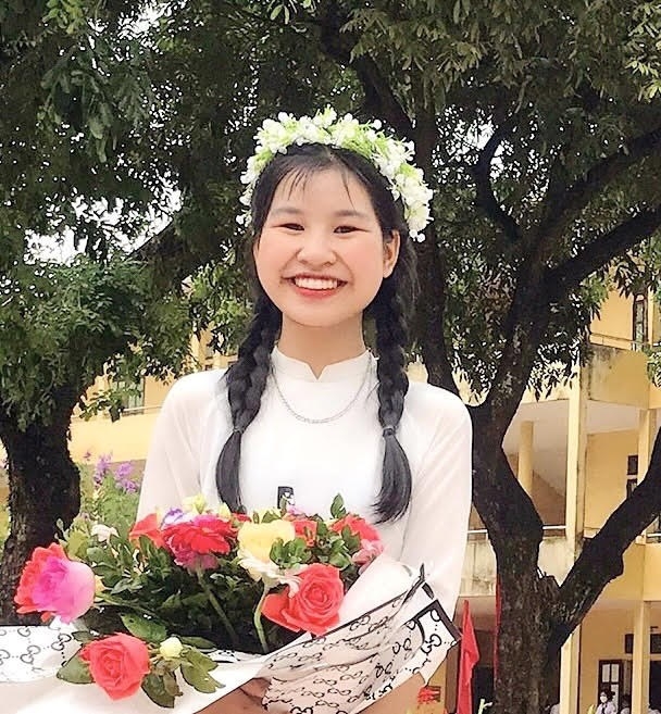 Vũ Thị Thi trở thành thủ khoa khối D toàn quốc năm 2022. Vũ Thị Thi trở thành thủ khoa khối D toàn quốc năm 2022.