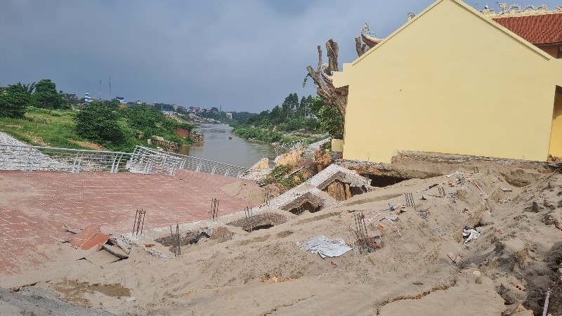 Vĩnh Phúc: Xảy ra sự cố sập công trình kè sông Phó Đáy