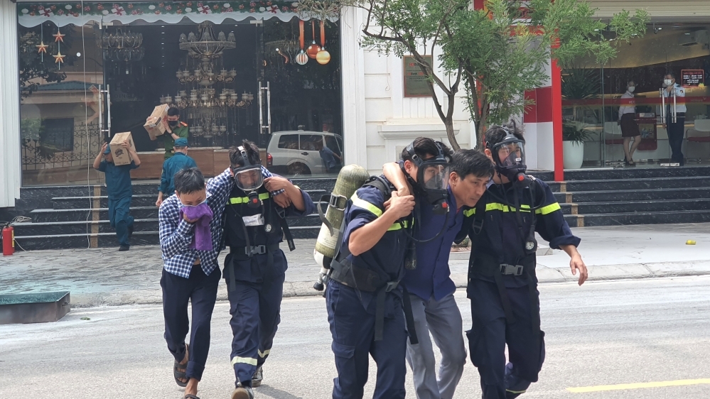 Yên Lạc - Vĩnh Phúc: Diễn tập phương án chữa cháy và cứu nạn cứu hộ