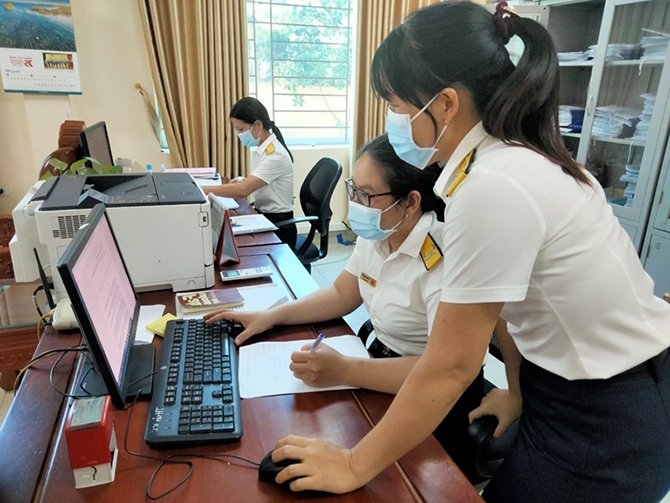 Xây dựng cơ chế phói hợp giữa các nga