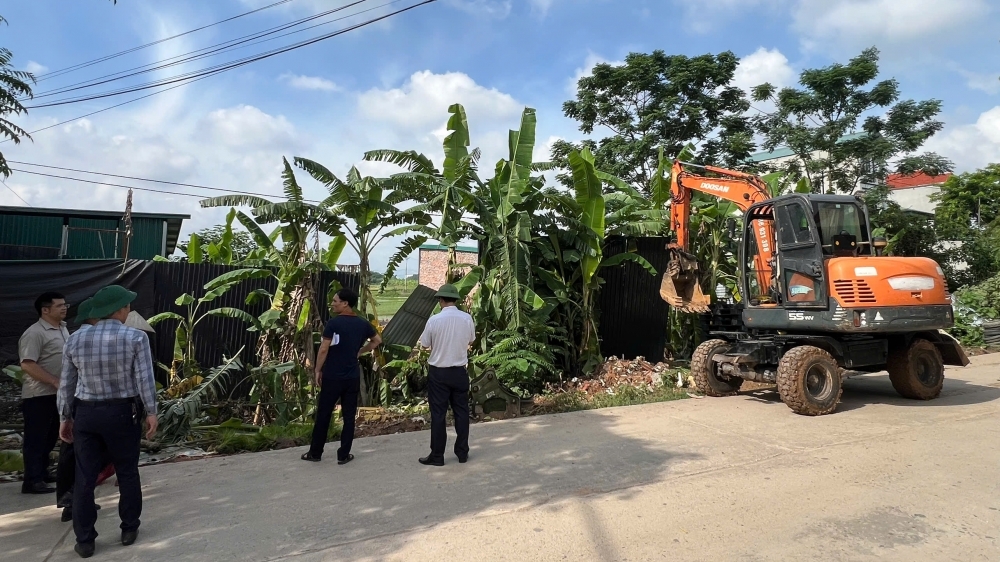 Phú Thọ: Xã Xuân Lãng ra quân xử lý vi phạm đất đai ngay từ những ngày đầu sau sáp nhập