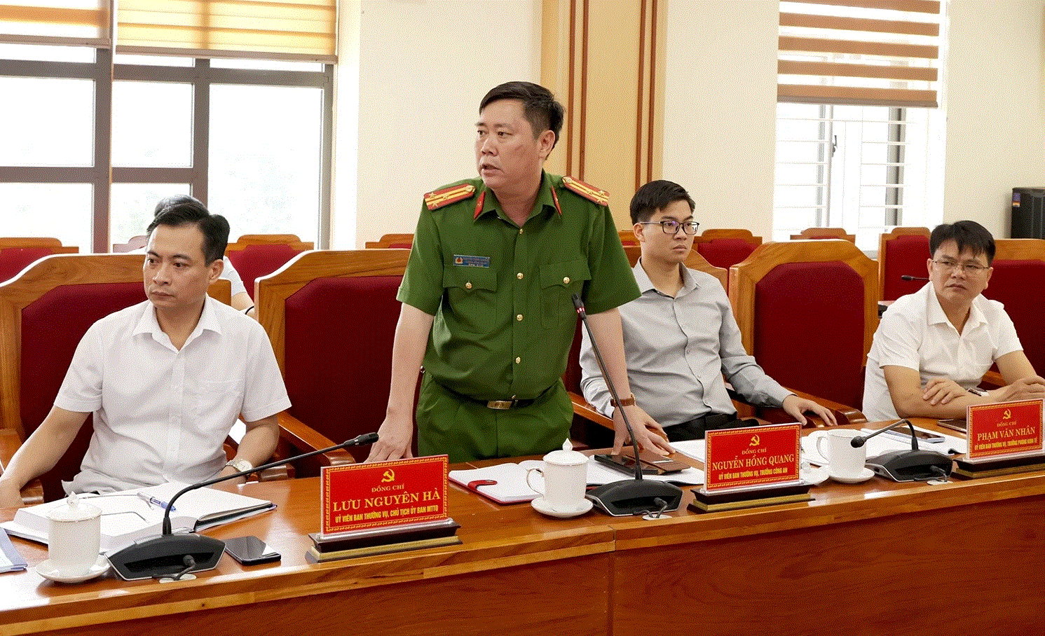 Thượng tá Nguyễn Hồng Quang, Trưởng công an xã Tam Đảo phát biểu tại buổi kiểm tra