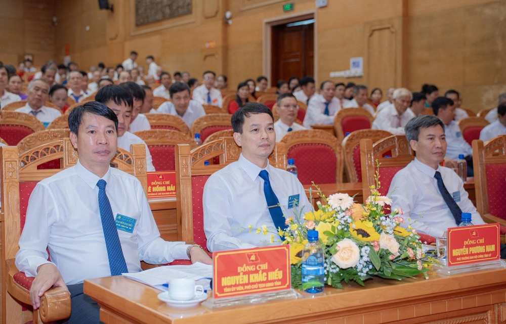 Lãnh đạo tỉnh Phú Thọ tham dự đại hội xã Thổ Tang