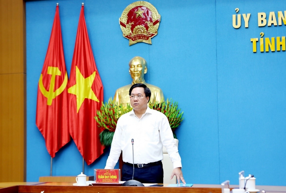 Chủ tịch UBND tỉnh Trần Duy Đông phát biểu chỉ đạo tại hội nghị