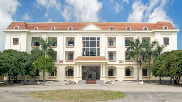 Vĩnh Phúc: Cụ ông gần 70 tuổi "tống tiền" Bí thư Huyện ủy sắp hầu tòa