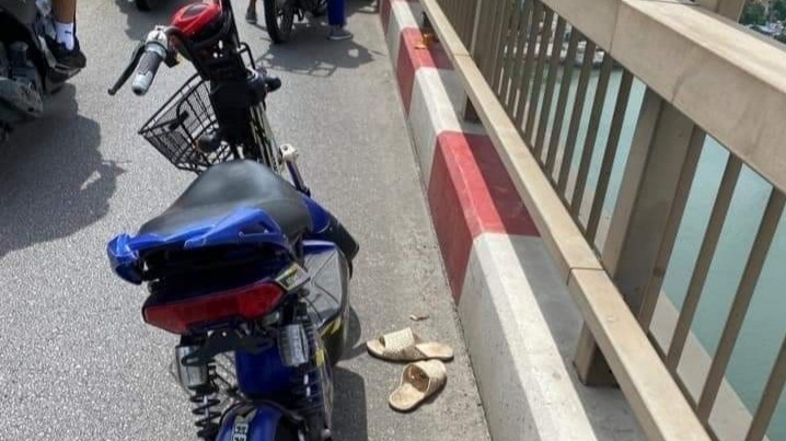 Quảng Ninh: Người đàn ông U60 nhảy cầu Bãi Cháy tự tử