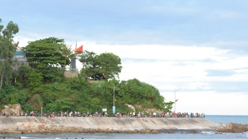 Nghệ An: 2 học sinh đuối nước thương tâm