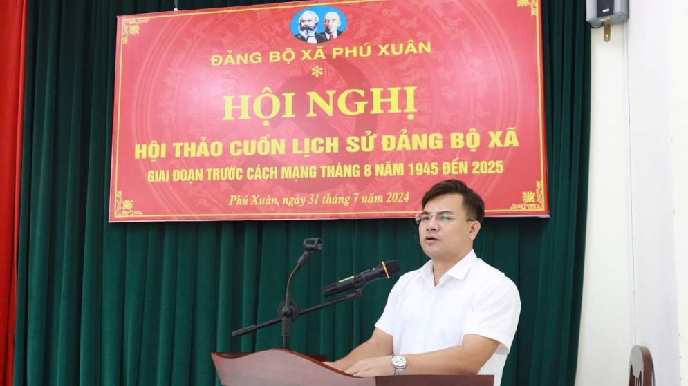 Huyện Bình Xuyên: Lấy ý kiến xây dựng cuốn lịch sử Đảng xã Phú Xuân