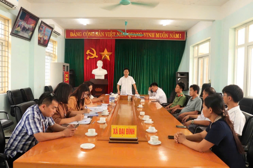 Đại diện Ban Quản lý Dự án đã phổ biến đầy đủ nội quy, quy chế và phương pháp thực hiện bốc thăm tới các hộ dân