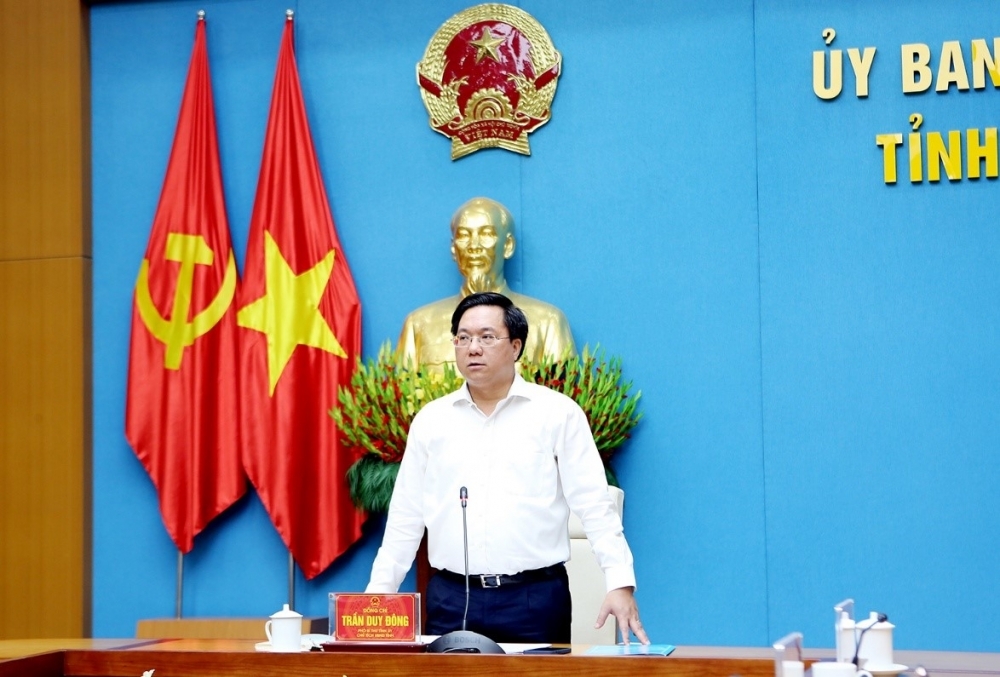 đồng chí Trần Duy Đông, Chủ tịch UBND tỉnh Phú Thọ vừa chủ trì buổi làm việc với Ban Quản lý các khu công nghiệp tỉnh về tình hình triển khai thực hiện các khu công nghiệp (KCN) và tình hình hoạt động sản xuất, kinh doanh của các doanh nghiệp trong các KCN trên địa bàn.