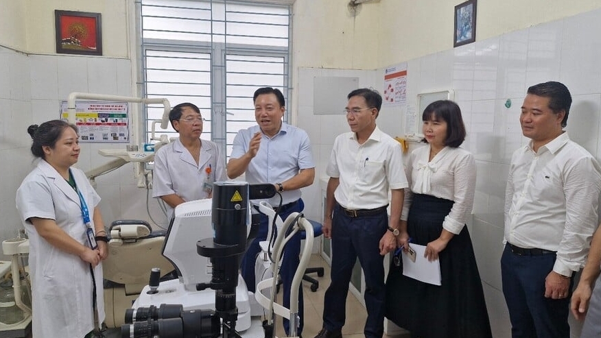 Phó Chủ tịch tỉnh Phú Thọ kiểm tra cơ sở y tế khu vực Hòa Bình