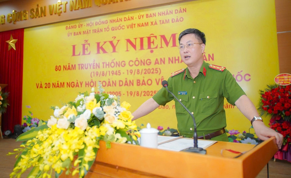 Đại tá Trương Quang Hải, Phó Giám đốc, Thủ trưởng Cơ quan Cảnh sát điều tra Công an tỉnh phát biểu. Đại tá Trương Quang Hải, Phó Giám đốc, Thủ trưởng Cơ quan Cảnh sát điều tra Công an tỉnh phát biểu.