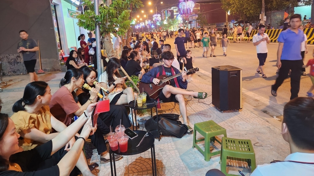 Phố đi bộ An Bình - Điểm hẹn văn hóa cuối tuần tại phường Vĩnh Yên