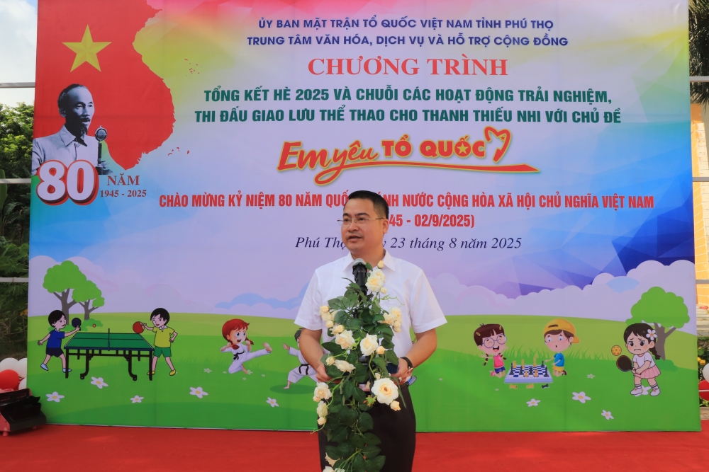 Phú Thọ sôi động chương trình "Em yêu Tổ quốc"