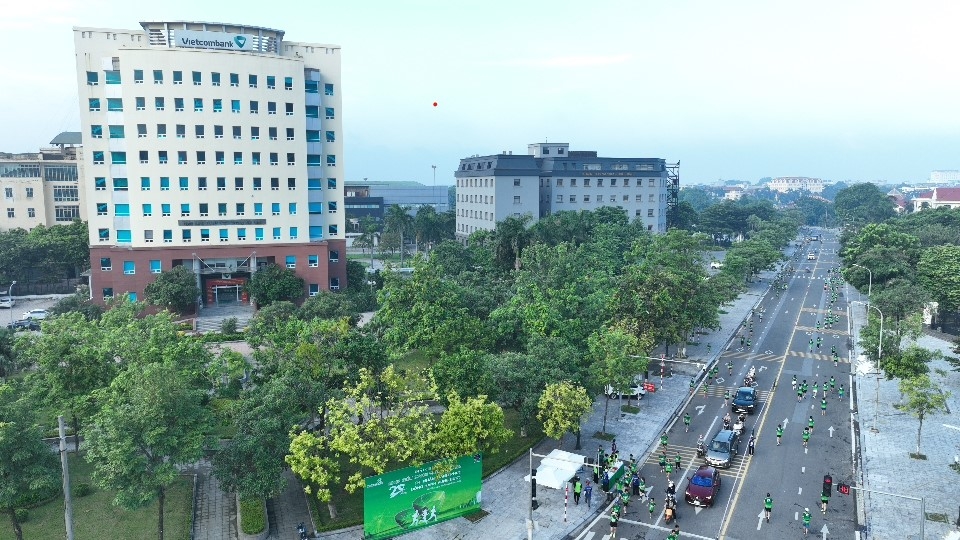 Các động viên tham gia sẽ chạy cự ly 5km trên các tuyến đường khu vực quảng trường Hồ Chí Minh và lân cận Các động viên tham gia sẽ chạy cự ly 5km trên các tuyến đường khu vực quảng trường Hồ Chí Minh và lân cận