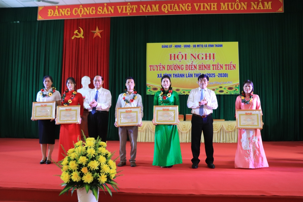 Xã Vĩnh Thành - Phú Thọ: Hội nghị tuyên dương điển hình tiên tiến lần thứ I