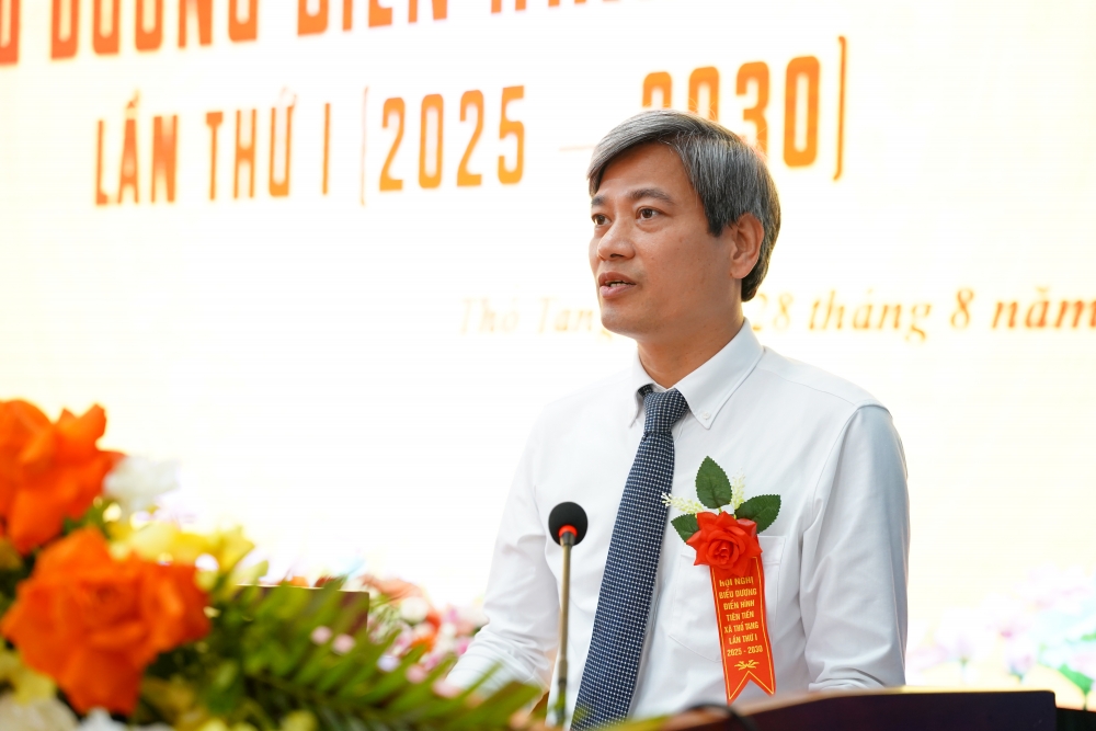 Xã Thổ Tang: Tuyên dương gương điển hình tiên tiến, dám nghĩ, dám làm và dám đổi mới