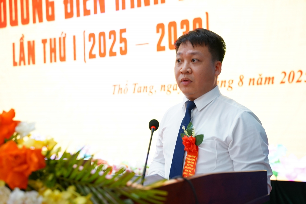 Xã Thổ Tang: Tuyên dương gương điển hình tiên tiến, dám nghĩ, dám làm và dám đổi mới