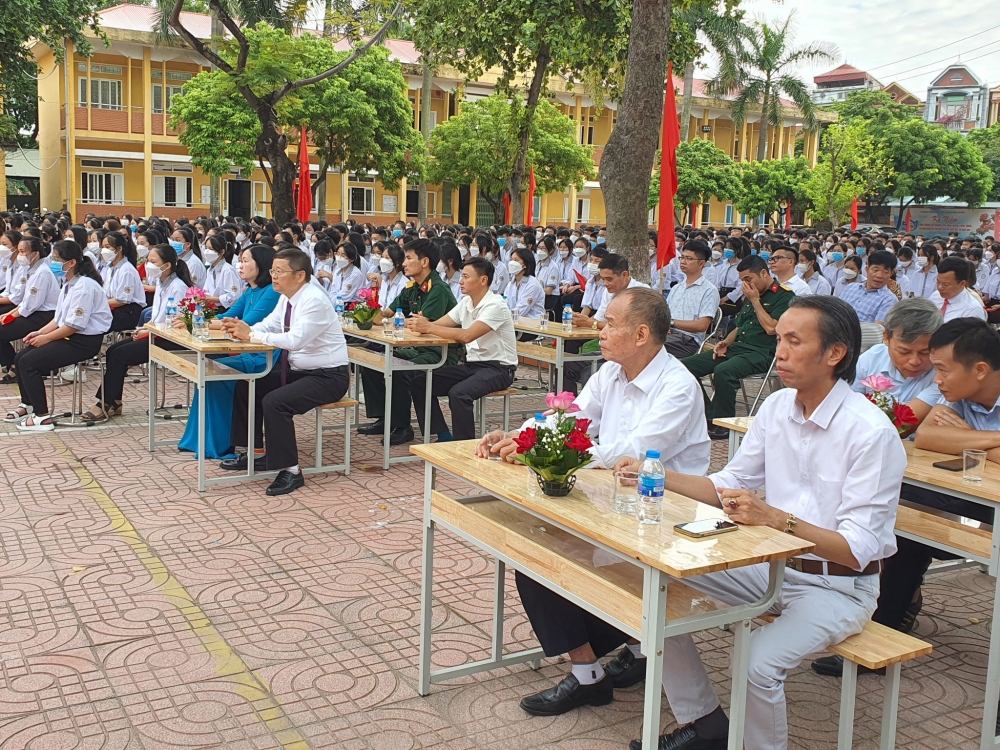 Toàn cảnh nhà trường