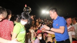 tinh doan vinh phuc to chuc dem hoi trang ram nam 2022