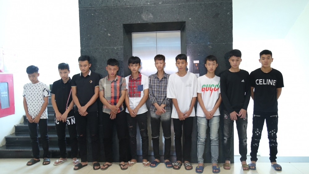 Vĩnh Phúc: Bắt giữ nhóm thanh niên dùng vỏ chai bia ném vào người gây thương tích