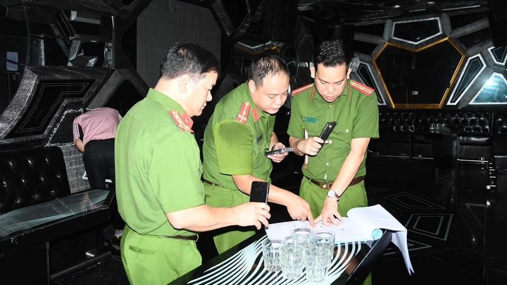 Hải Phòng: Vì sao tiếp tục đình chỉ hoạt động cơ sở karaoke Marigold ở Cát Bà?