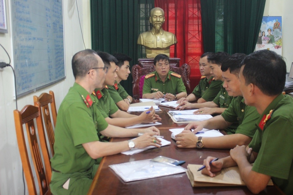 Công an huyện Quỳnh Lưu họp bàn chuyên án (Nguồn: Công an tỉnh Nghệ An)