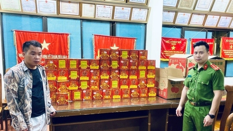 Lạng Sơn: Bắt quả tang các đối tượng cất giấu ma túy tại phòng trọ và mua bán pháo