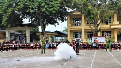 Quảng Ninh: Tuyên truyền, hướng dẫn kỹ năng phòng cháy chữa cháy cho học sinh