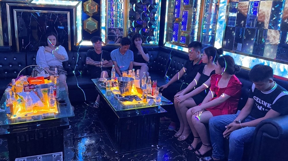 Hải Phòng: Khởi tố bị can 2 đối tượng tổ chức sử dụng trái phép chất ma tuý và gây mất trật tự