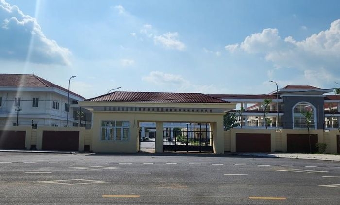 Trường THCS Nguyễn Duy Thì được đầu tư với kinh phí hơn 100 tỷ đồng.