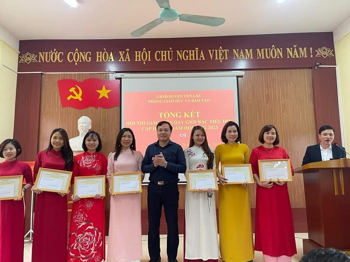 Cô giáo Đỗ Thị Ánh đạt giải Nhì hội thi GVG cấp huyện