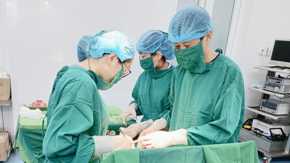 Vĩnh Phúc: Phẫu thuật thành công cho bệnh nhân 98 tuổi bị u xơ tử cung