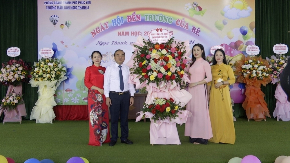 Vĩnh Phúc: Tưng bừng khai giảng năm học mới tại thành phố Phúc Yên