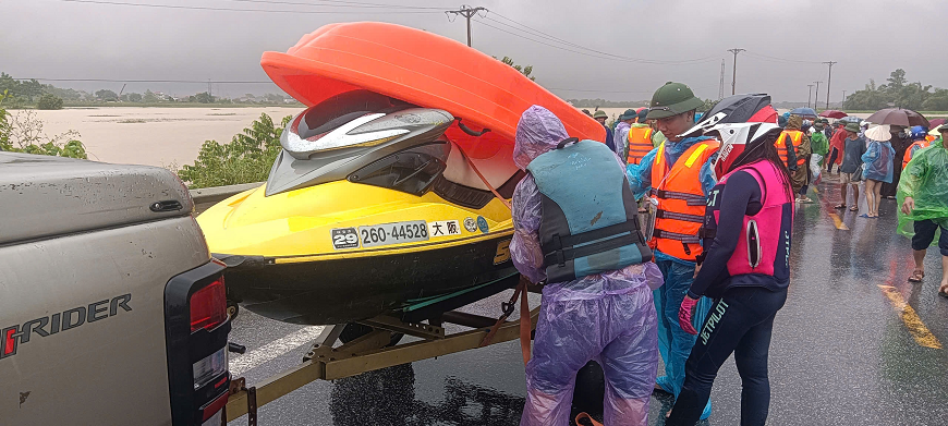 Bí thư Vĩnh Phúc chỉ đạo khẩn trương di dời người dân khỏi vùng ngập lụt